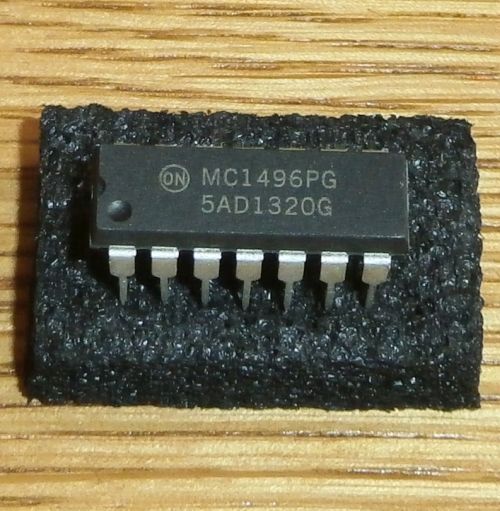 10 Pièces MC1496P MC1496 DIP-14 Neufs - Circuits Intégrés Pour Montages électroniques